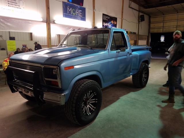 BUY FORD F250 1980 CUSTOM, E-AUCTION AUTOS